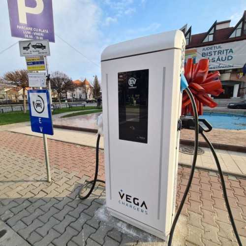 Stațiile publice de încărcare a mașinilor electrice nu funcționează încă din cauza unor aspecte neclare