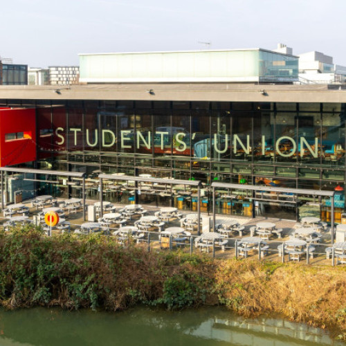 Apeluri pentru investigarea fraudelor în sistemul de împrumuturi universitare din Marea Britanie