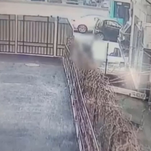 Un nepalez își recuperează scuterul furat în București