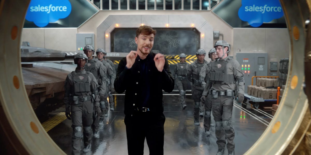 Un tema neașteptat al reclamelor de la Super Bowl: probleme tehnologice