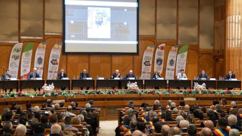 Primarii discută despre reforma administrației și protestele angajaților