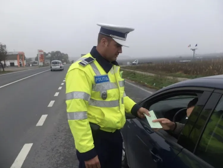 Un bărbat din Chiuiești a fost arestat pentru conducere fără permis și alcool