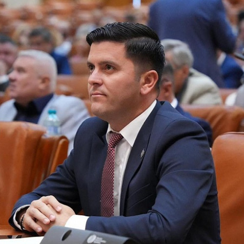 Legea acordării gratuite a două opinii medicale, votată de Adrian Cozma