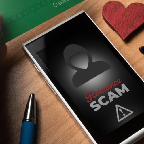 Înșelăciune prin metoda „romance scam” descoperită în Timiș