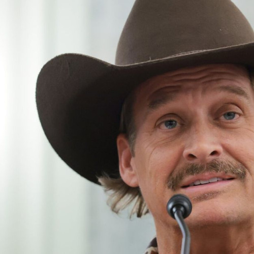 Kid Rock neagă că a făcut playback la show-ul de la pauza mare, dar admite că a fost înregistrat