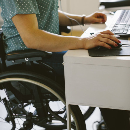 ANPIS va plăti în avans drepturile persoanelor cu dizabilități