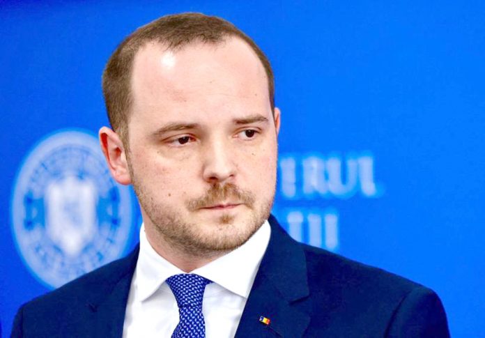 Ministrul Sănătății, împotriva reducerii salariilor personalului medical