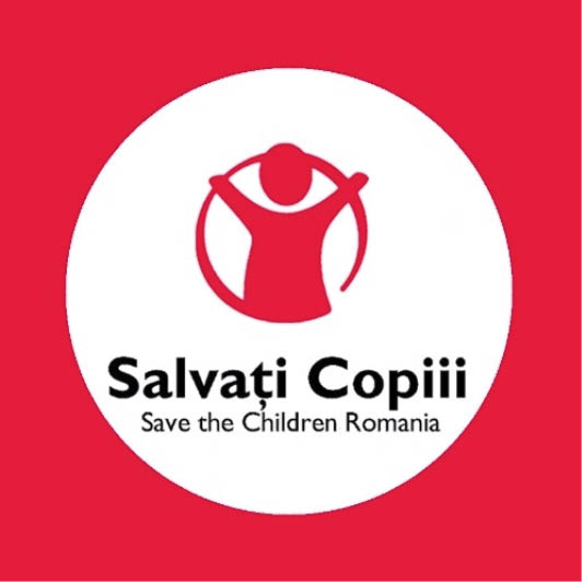 Atenționare: Copiii petrec prea mult timp în mediul online