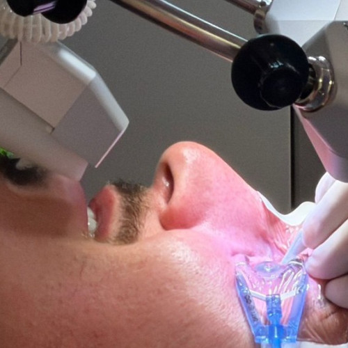 Imaginile neplăcute ale campionului UFC Tom Aspinall după operația la ochi