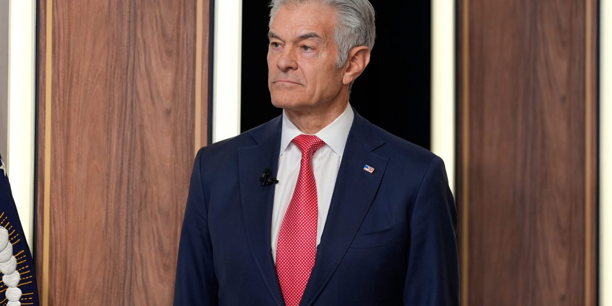 Dr. Oz roagă America: „faceți-vă vaccinul, vă rugăm” pe fondul unei creșteri a rujeolei