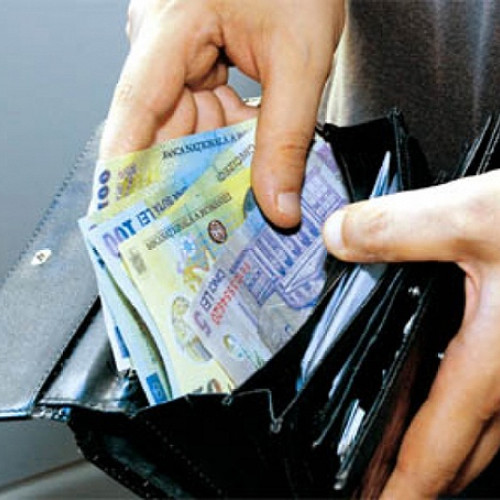 Un bărbat a fost furat de un prieten după ce a câștigat la jocuri de noroc