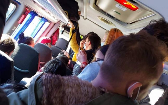 Conflictul la microbuz duce la reținerea unui tânăr din Bumbești Jiu