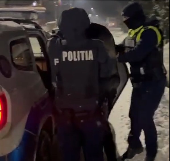 Poliția din Bacău prinde un bărbat urmărit internațional din Botoșani