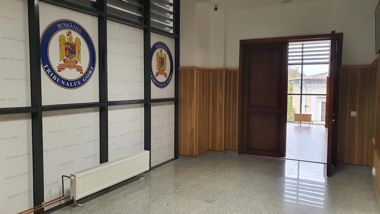 Patru infractori extrădați în România, printre care un traficant de minori