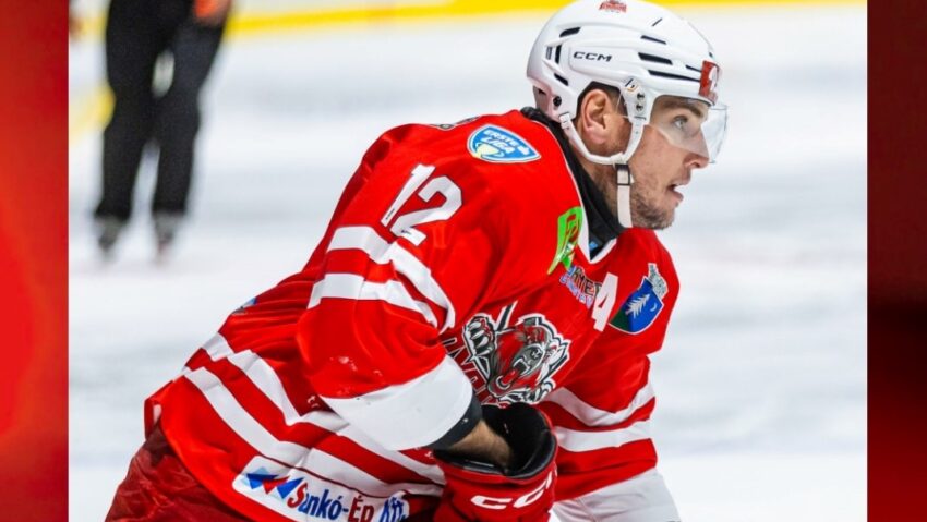 Rezultate surprinzătoare în play-off-ul Campionatului Național de hochei pe gheață