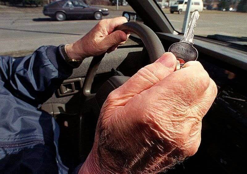 Modificări importante pentru permisele de conducere ale șoferilor peste 70 de ani în UE
