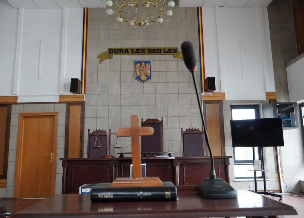 Primarul Florin Simionca respondă acuzațiilor și amenință cu procese