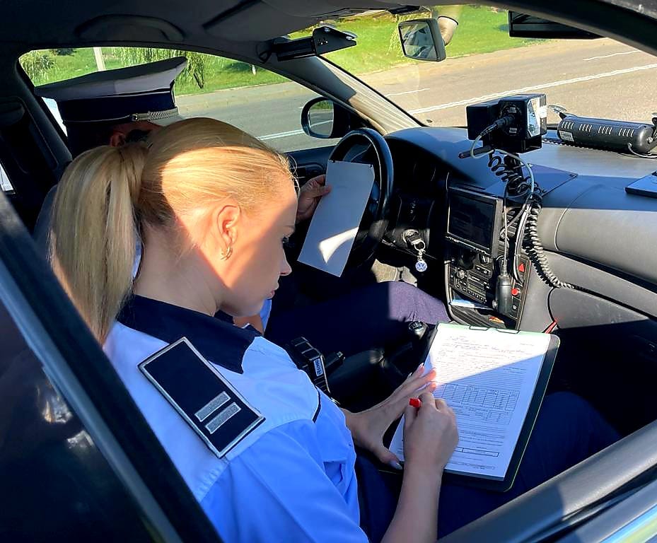 Acțiune a poliției rutiere pentru verificarea transportatorilor în Botoșani