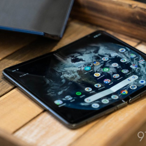 Samsung dezvăluie un model „Wide Fold” cu raport de aspect de aproape 16:10