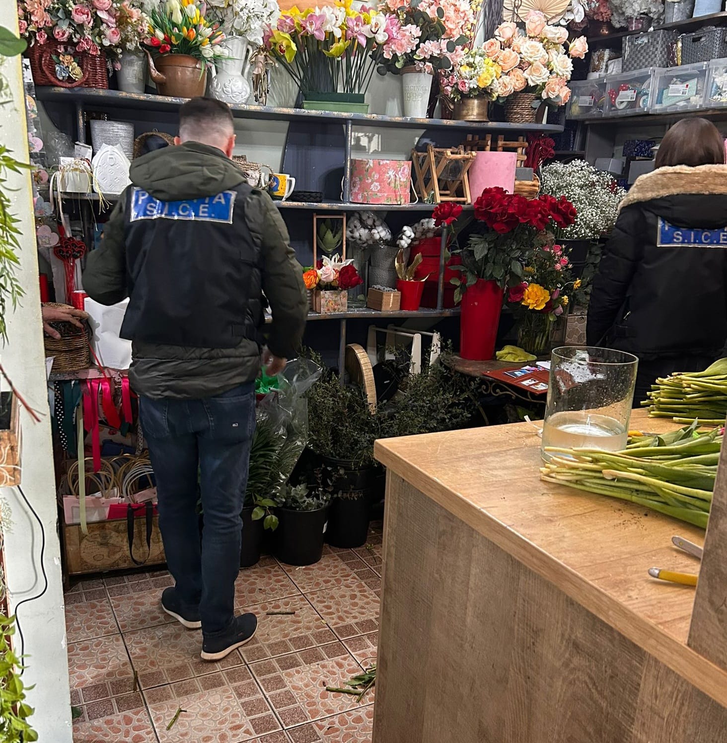 Florărie din Botoșani sancționată cu 124.000 de lei după controale