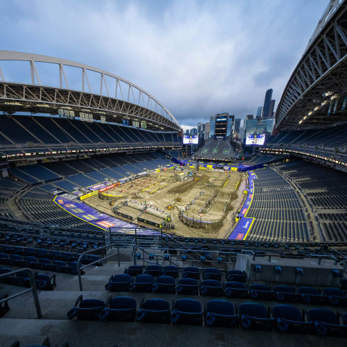 Actualizări și rezultate live de la Seattle Supercross