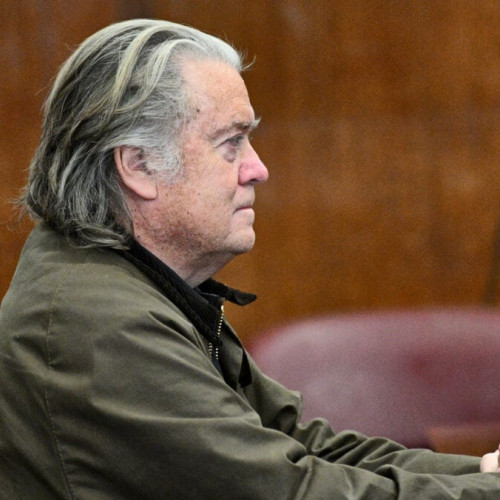 Bannon și Epshteyn, afiliați lui Trump, incluși în procesul de clasă legat de criptomoneda Let’s Go Brandon