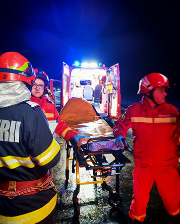Salvarea rapidă a 8 victime într-un accident rutier la Deva