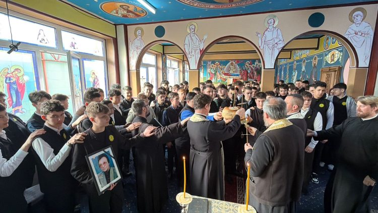 Parastas în memorie: Iustin Podăreanu, celebrat la Seminarul Teologic din Baia Mare