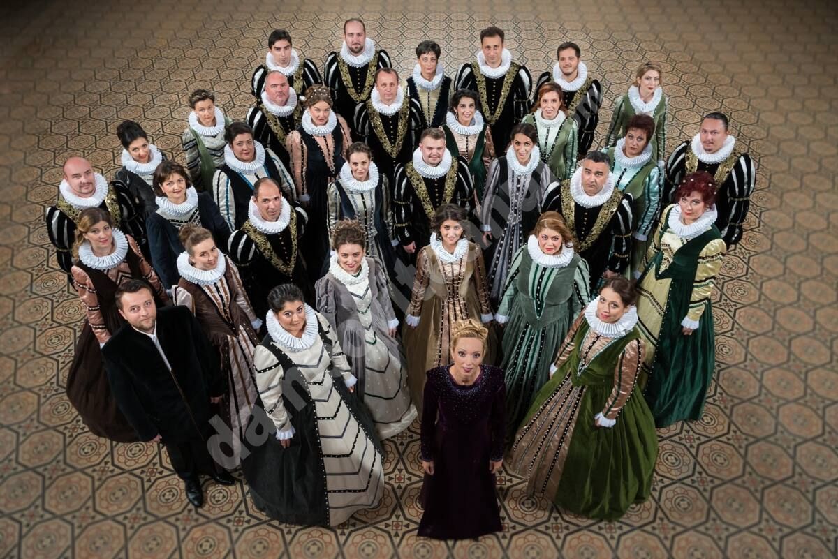 Corul Madrigal invită artiști lirici și dirijori la audiții