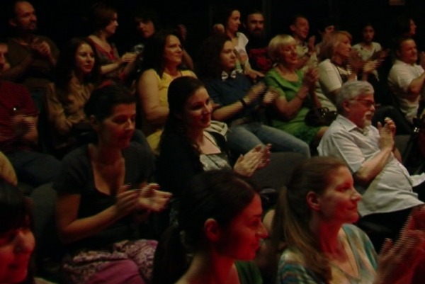 Premiere și spectacole captivante la Teatrul Tudor Vianu în februarie