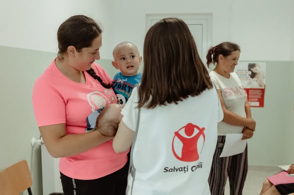 România se confruntă cu o criză de vaccinare alarmantă, spune Salvați Copiii