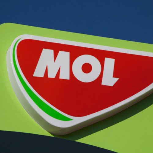 MOL solicită mobilizarea rezervelor strategice de petrol în Ungaria