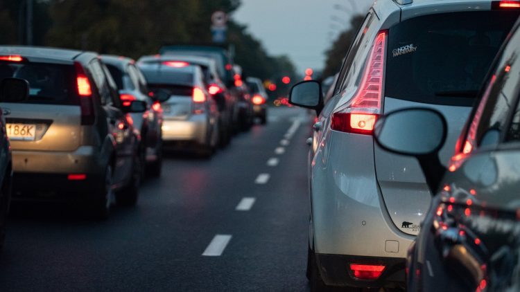 Nouă metodă de furt auto îi îngrijorează pe șoferii din Europa