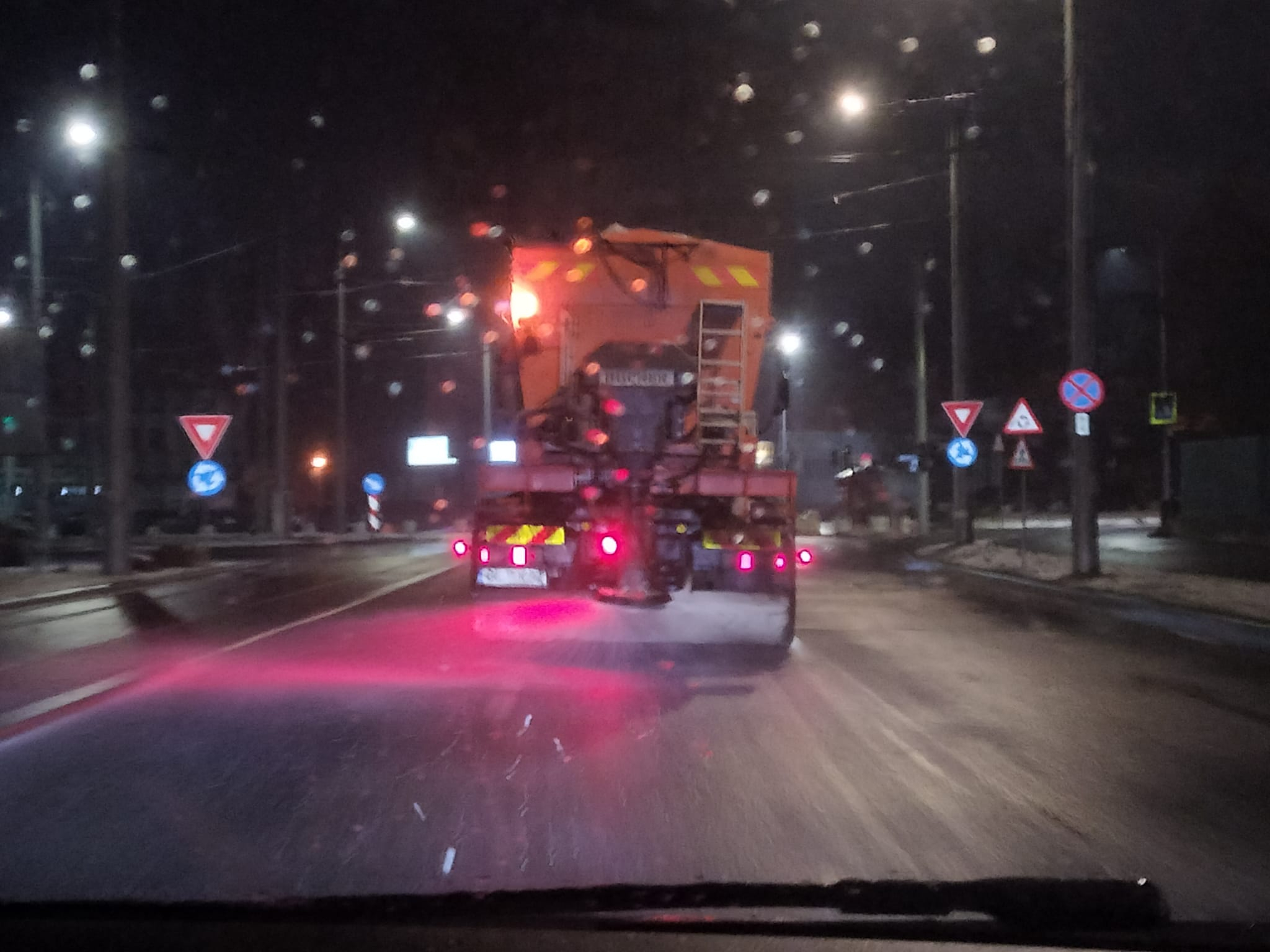 Galațiul sub Cod portocaliu de ninsoare și viscol până miercuri