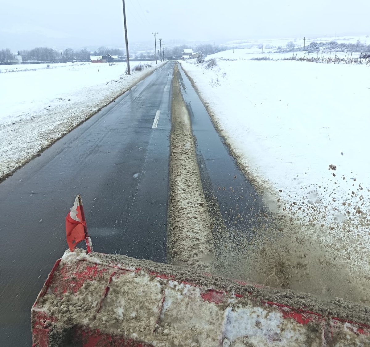 Atica TZ-1: Soluția inovatoare pentru deszăpezirea drumurilor din Sibiu