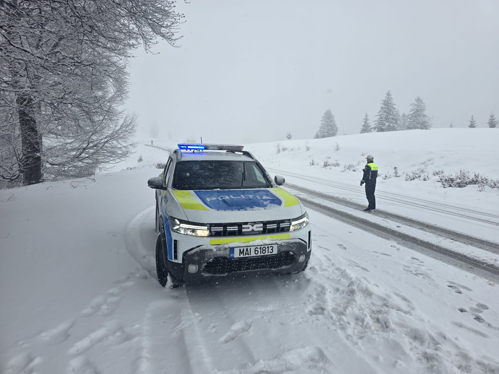 Poliția din Gorj oferă sfaturi valoroase pentru turiști în Rânca