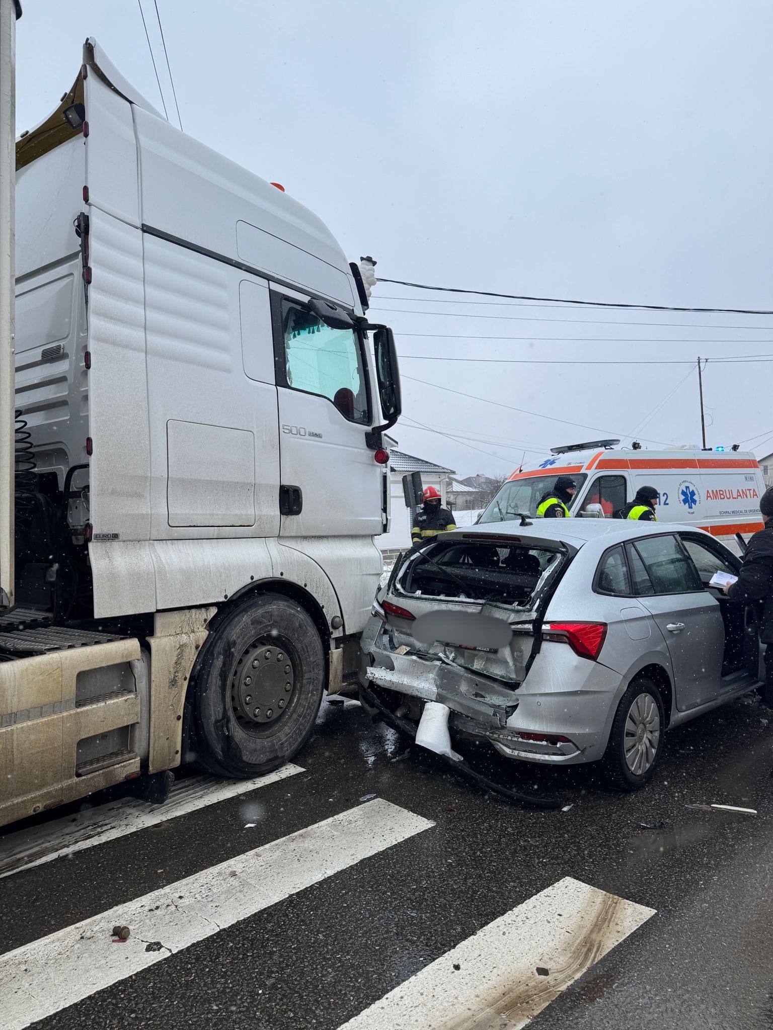 Accident grav în Vânători-Neamț: un copil de 11 ani rănit