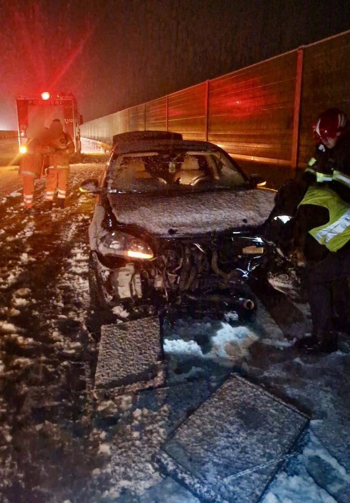 Accident pe Autostrada A1: Intervenție a pompierilor argeșeni