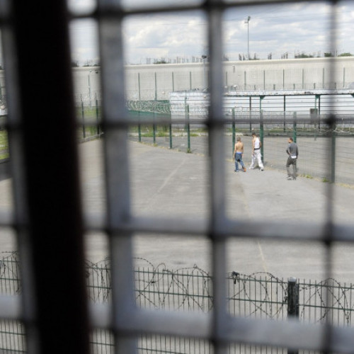 Franța se pregătește pentru eliberarea a 35 de teroriști islamisti în 2026