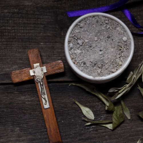 Miercurea Cenușii, începutul Postului Mare pentru catolici