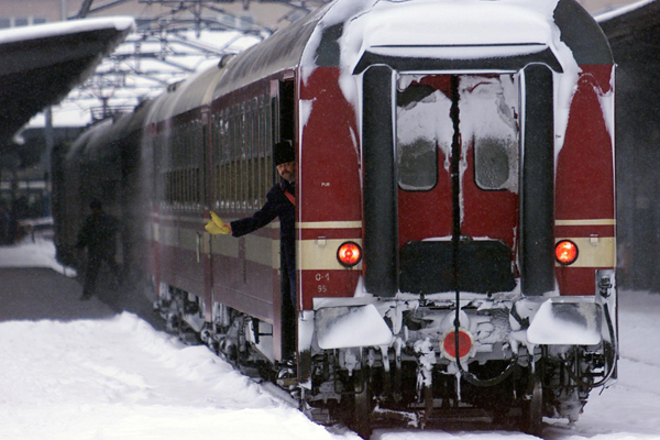 Trenurile spre Botoșani suspendate din cauza zăpezii