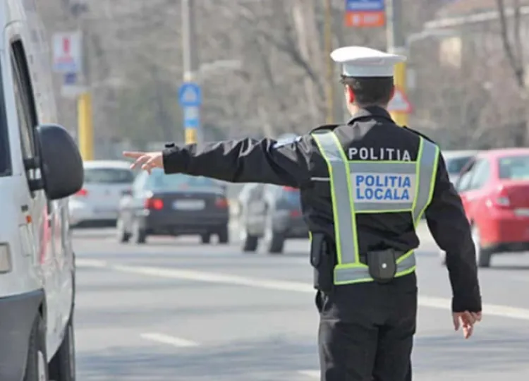 Polițist rănit pe strada Piața Unirii din Cluj-Napoca