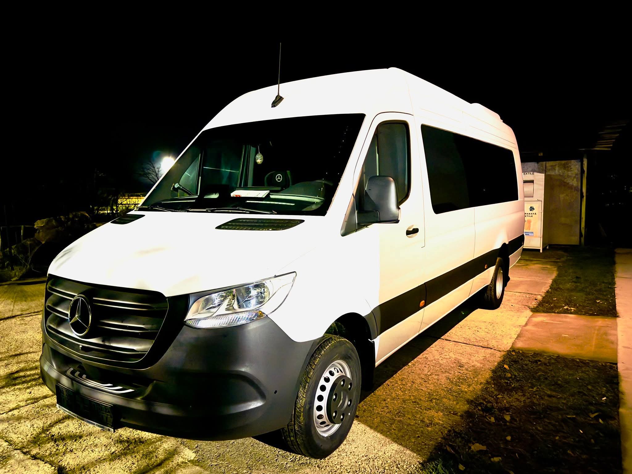 Comuna Ciuperceni achiziționează un microbuz pentru transportul elevilor