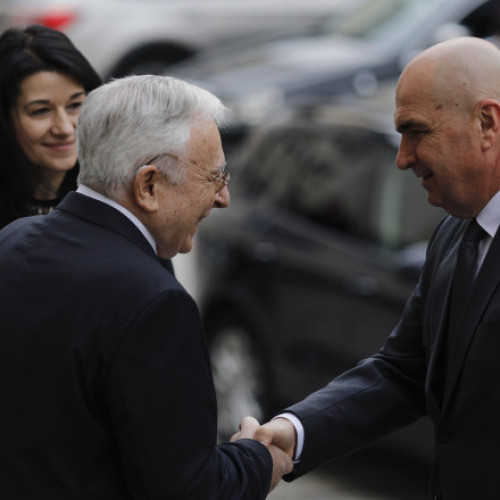 Mugur Isărescu și Ilie Bolojan discută despre impozitarea progresivă