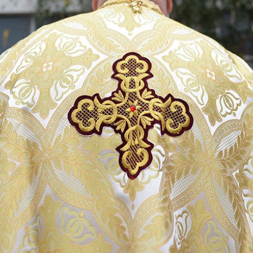 Preot din Dej, acuzat de hărțuire și amenințări către o studentă