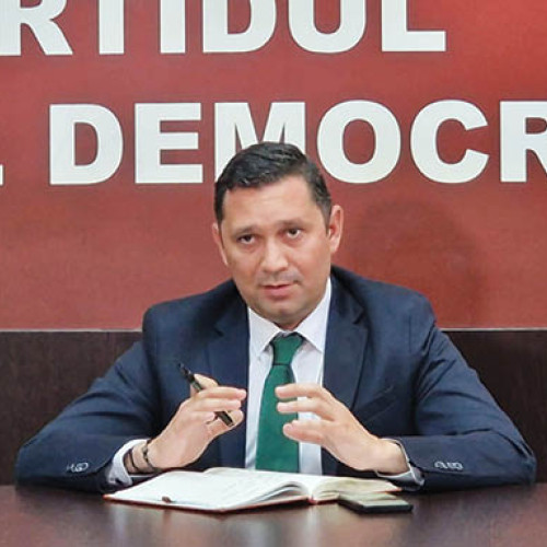 Deszăpezirea din Ploiești stârnește discontent în rândul cetățenilor