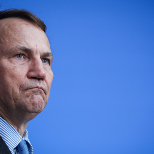 Radosław Sikorski subliniază slăbiciunea Germaniei și Franței în conducerea Europei