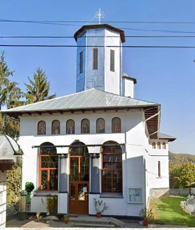 Licitație pentru restaurarea picturilor murale la biserica din Oncești-Gemenea