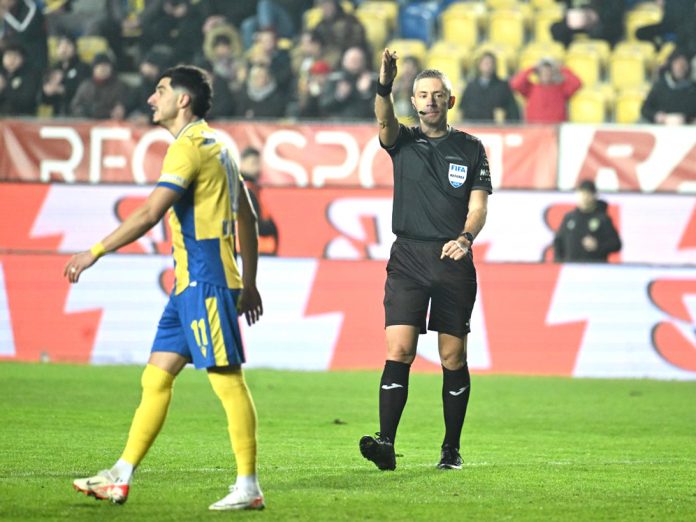 Întâlnire la Casa Fotbalului pentru clarificarea fazelor contestate de FC Argeș