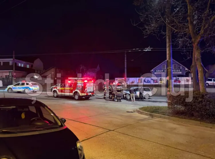 Accident rutier în Cluj-Napoca: O persoană rănită pe strada Fabricii